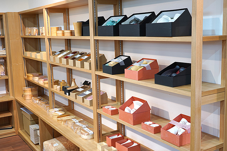 ショールーム12